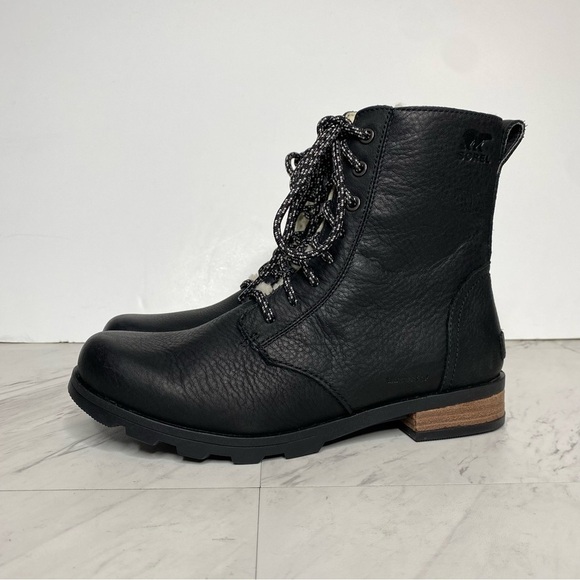 New! Sorel Emelie Black Leather Short Lace Up Boot 8 - Picture 15 of 15